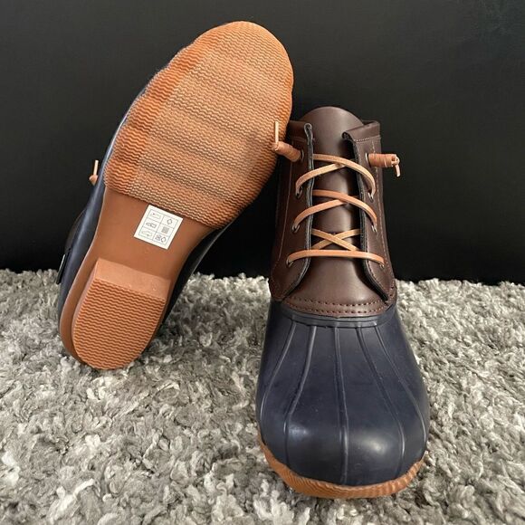 NIB Skechers Mid Lace-Up Duck Boots - Picture 8 of 10